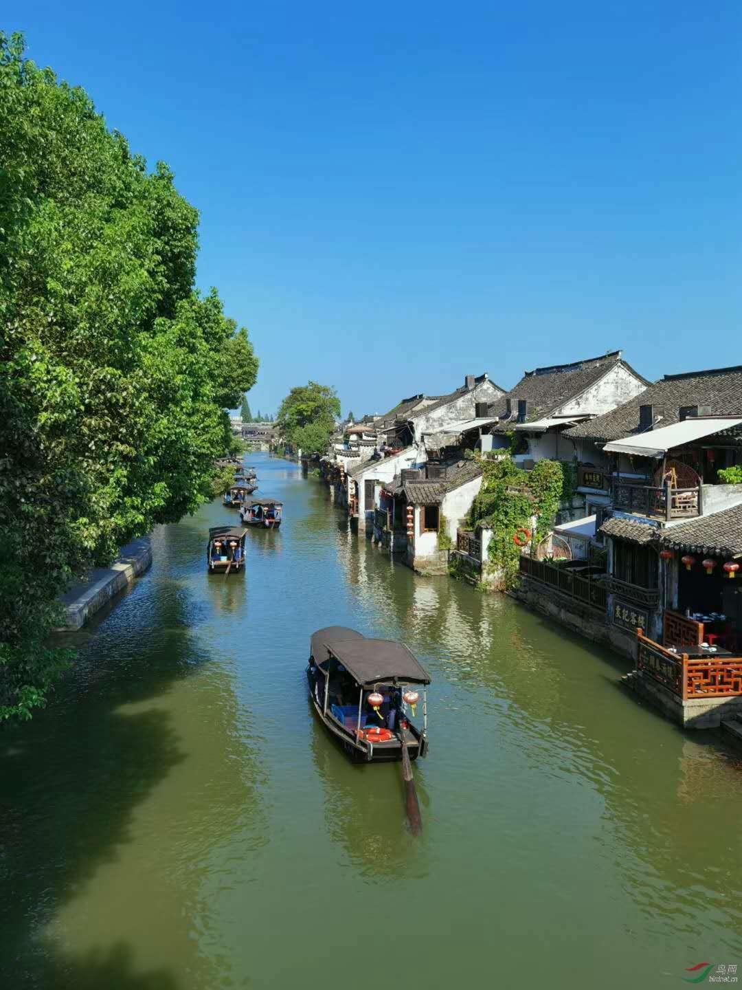 禁止女生穿超短裙进教室合理吗？游戏画面